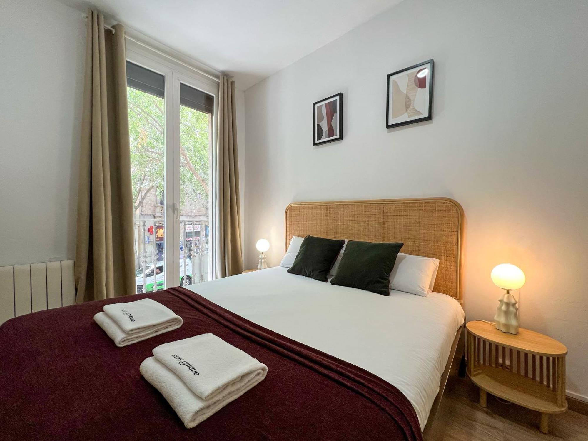 Stay U-Nique Apartments Urgell Барселона Экстерьер фото